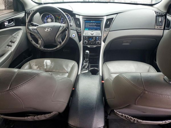2012 HYUNDAI SONATA Middle level