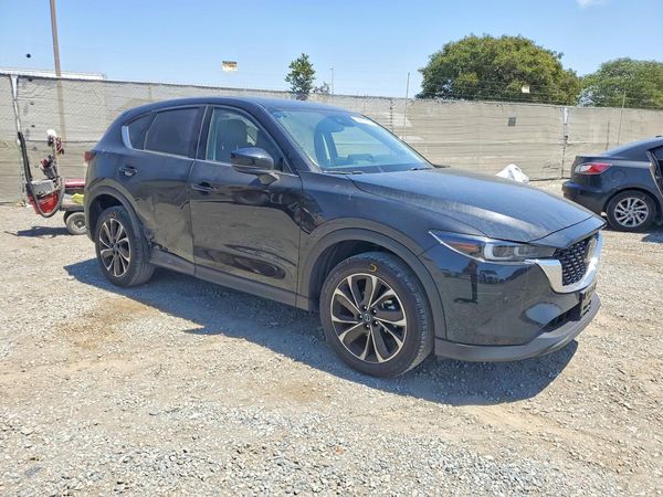 2023 MAZDA CX-5 Premium Package
