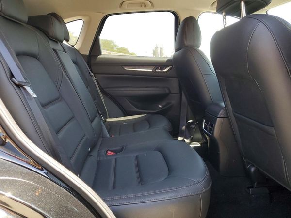 2023 MAZDA CX-5 Premium Package