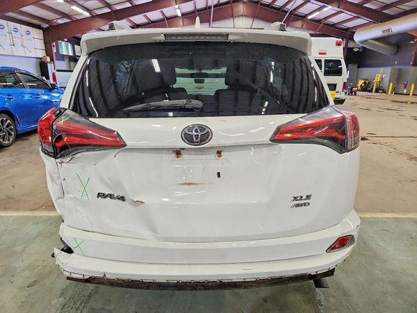 2016 TOYOTA RAV4 XLE (M Grade)