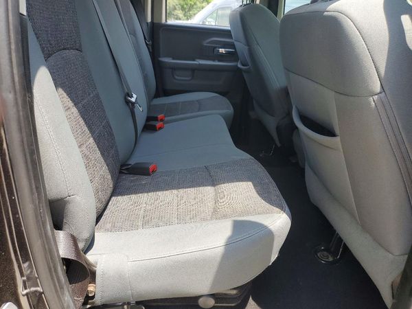 2018 RAM 1500 SLT