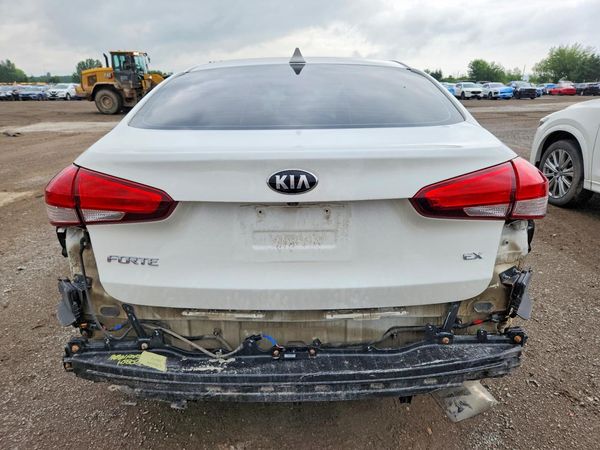 2017 KIA FORTE EX