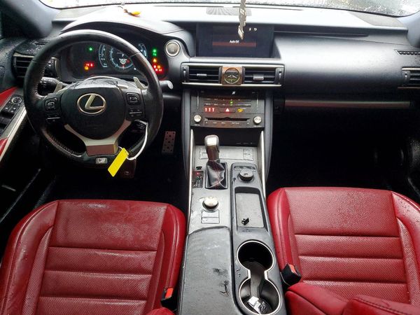 2018 LEXUS IS