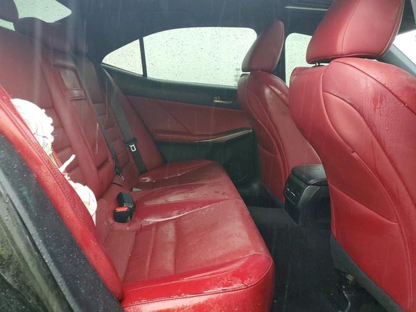 2018 LEXUS IS
