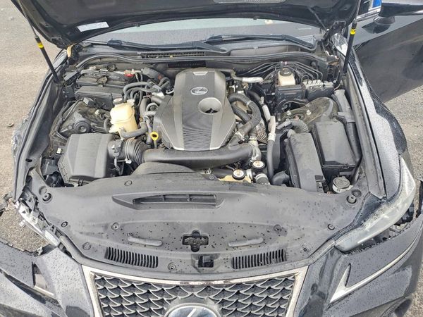 2018 LEXUS IS