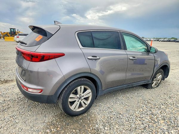 2017 KIA SPORTAGE LX