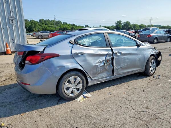 2016 HYUNDAI ELANTRA