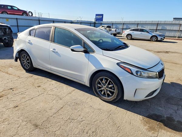 2017 KIA FORTE LX Base