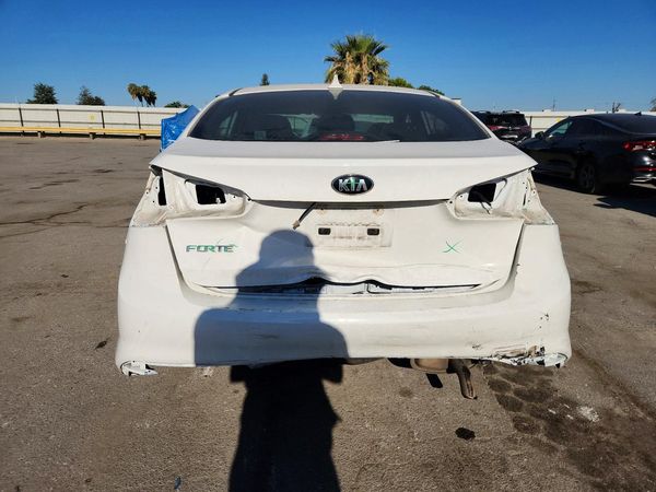 2017 KIA FORTE LX Base