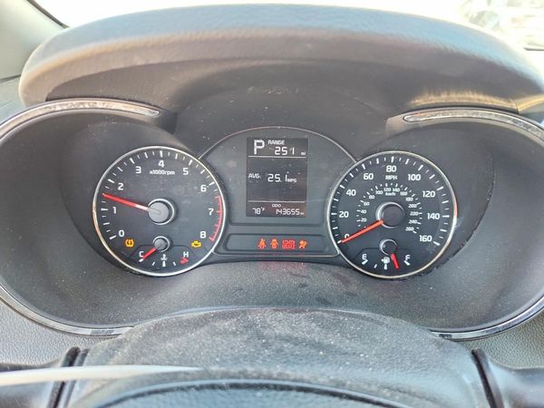 2017 KIA FORTE LX Base