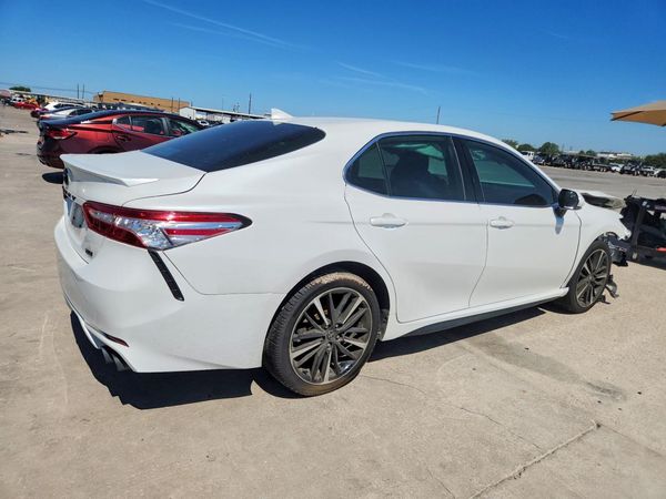 2020 TOYOTA CAMRY XSE