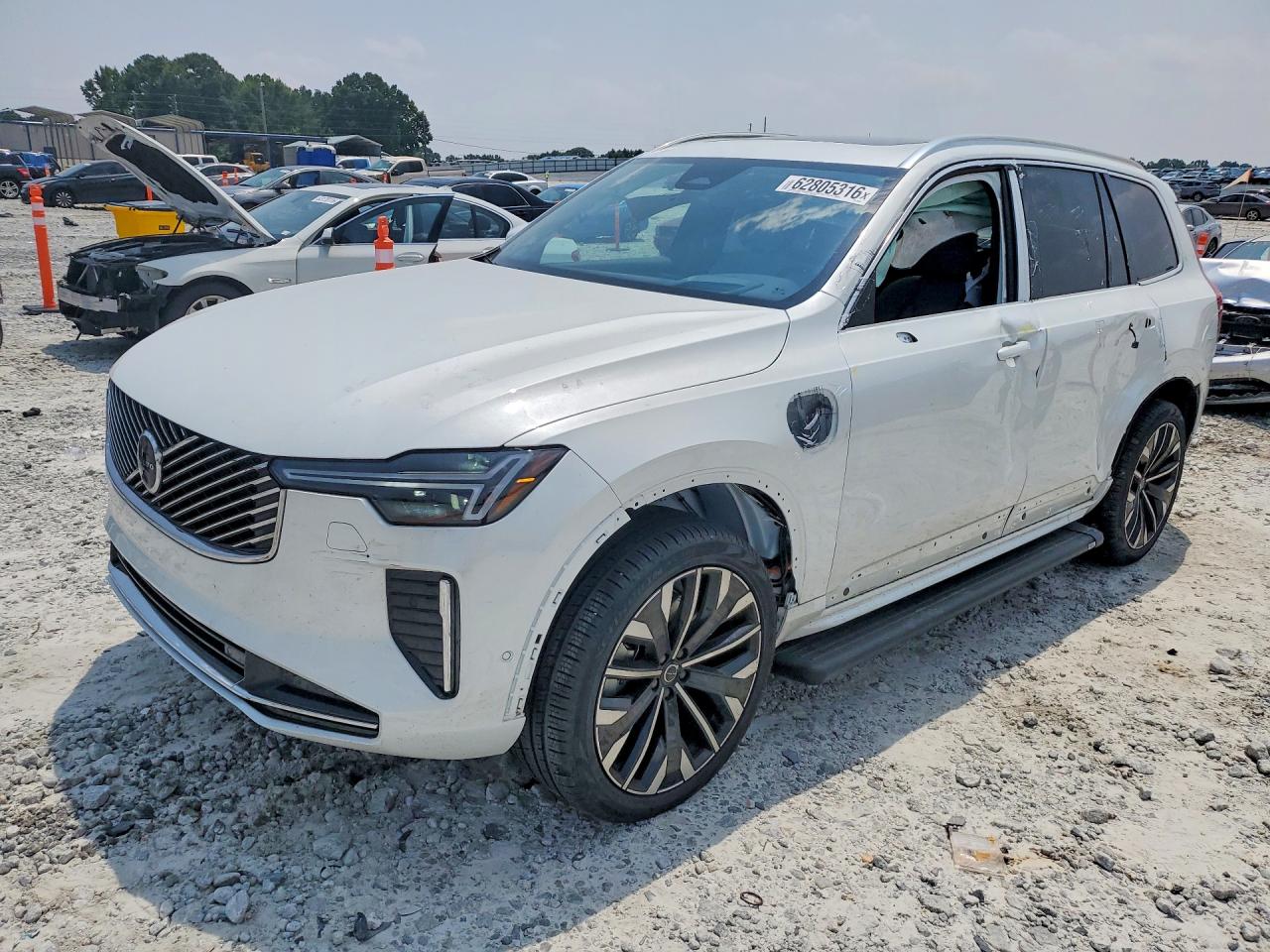 2025 VOLVO XC90 Ultra