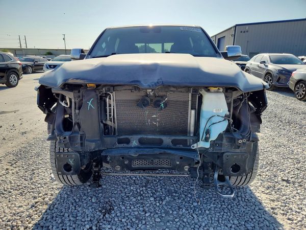 2019 RAM 1500 LIMITED CREW CAB 4X4