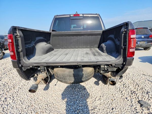 2019 RAM 1500 LIMITED CREW CAB 4X4