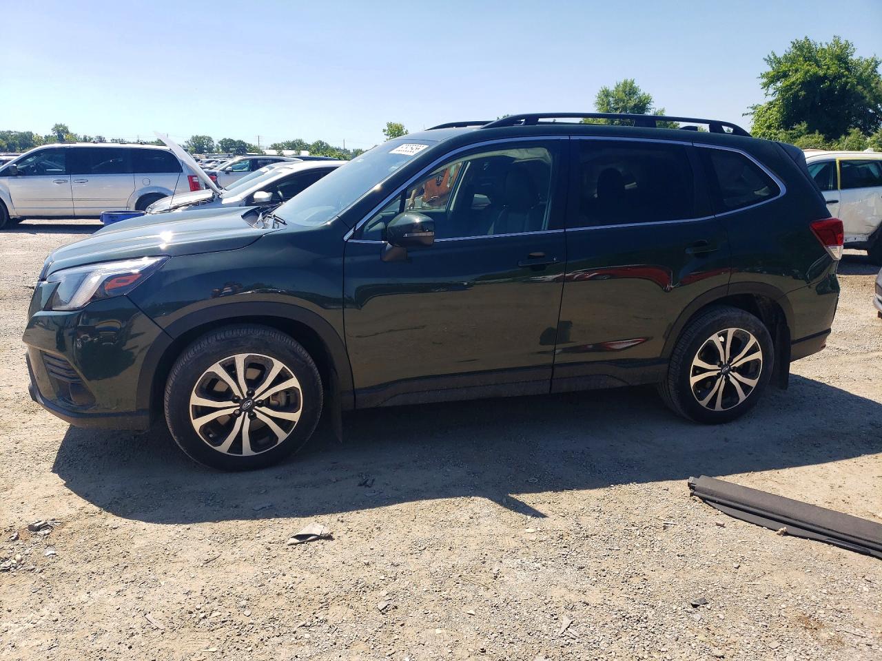 2024 SUBARU FORESTER