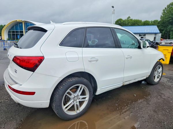 2015 AUDI Q5 Premium Plus