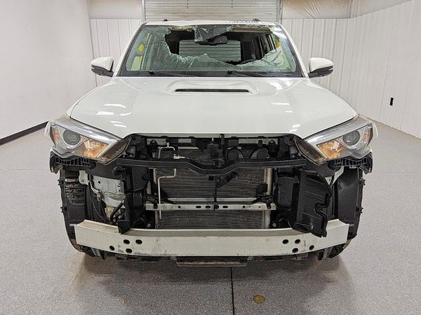 2022 TOYOTA 4RUNNER TRD Sport