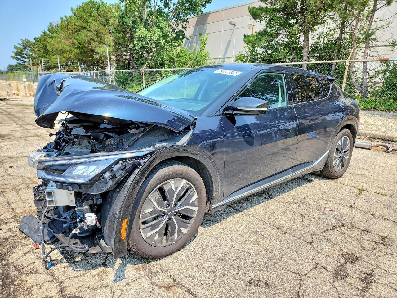 2024 KIA EV6 Light, Wind