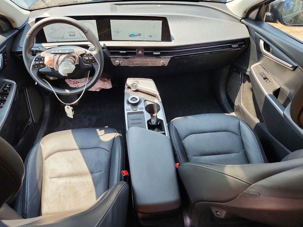 2024 KIA EV6 Light, Wind