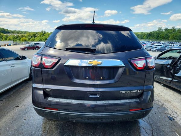 2016 CHEVROLET TRAVERSE LS — DIRR