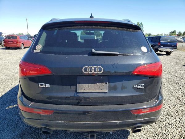 2013 AUDI Q5 Premium Plus