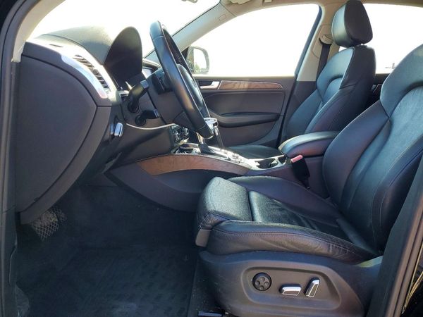 2013 AUDI Q5 Premium Plus