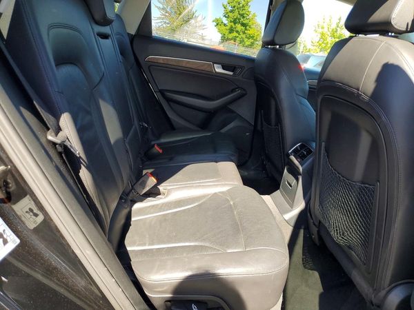 2013 AUDI Q5 Premium Plus