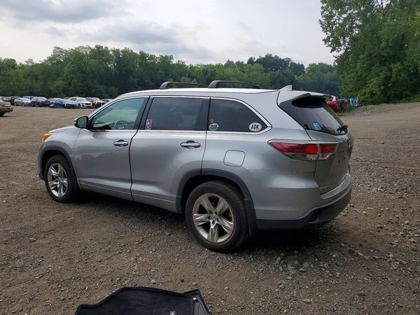 2015 TOYOTA HIGHLANDER