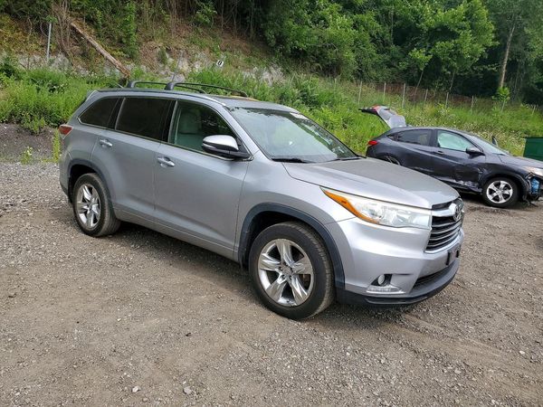 2015 TOYOTA HIGHLANDER
