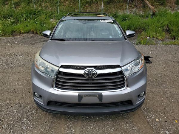 2015 TOYOTA HIGHLANDER