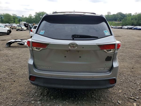 2015 TOYOTA HIGHLANDER