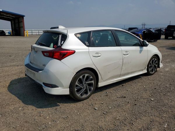 2017 TOYOTA COROLLA