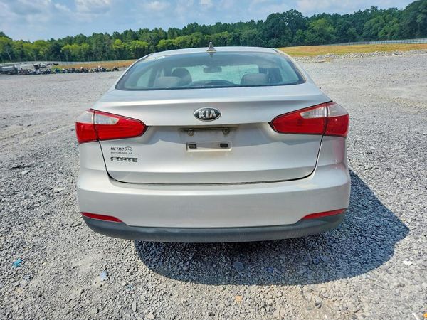 2016 KIA FORTE