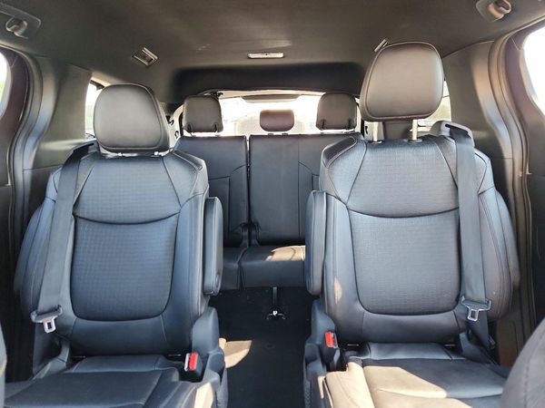 2026 TOYOTA SIENNA