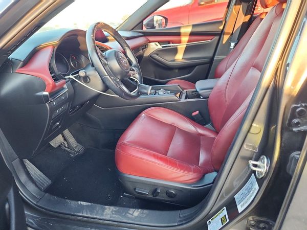 2022 MAZDA 3 Premium Package