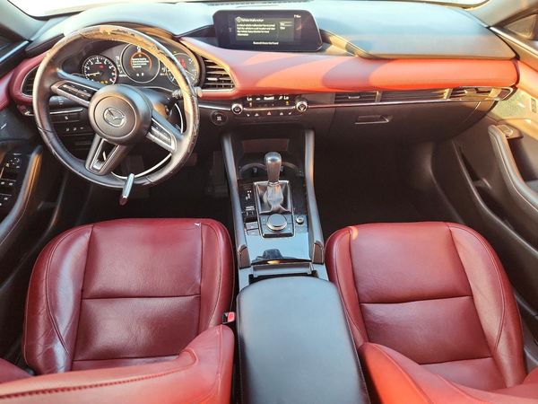 2022 MAZDA 3 Premium Package