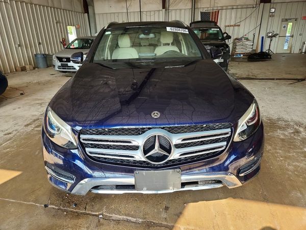 2018 MERCEDES-BENZ GLC