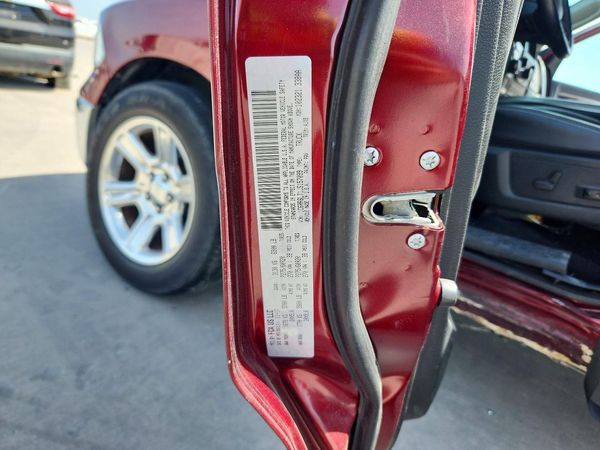 2018 RAM 1500 SLT