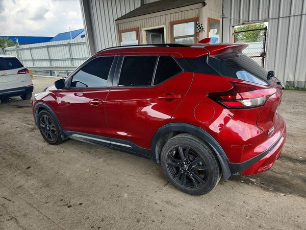 2022 NISSAN KICKS
