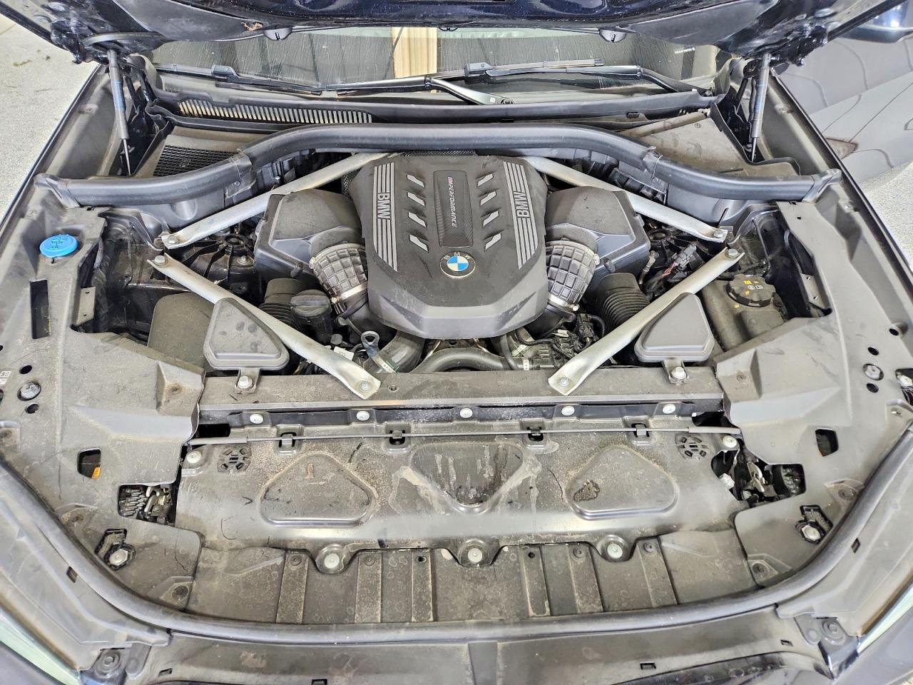 2023 BMW X5 M50i