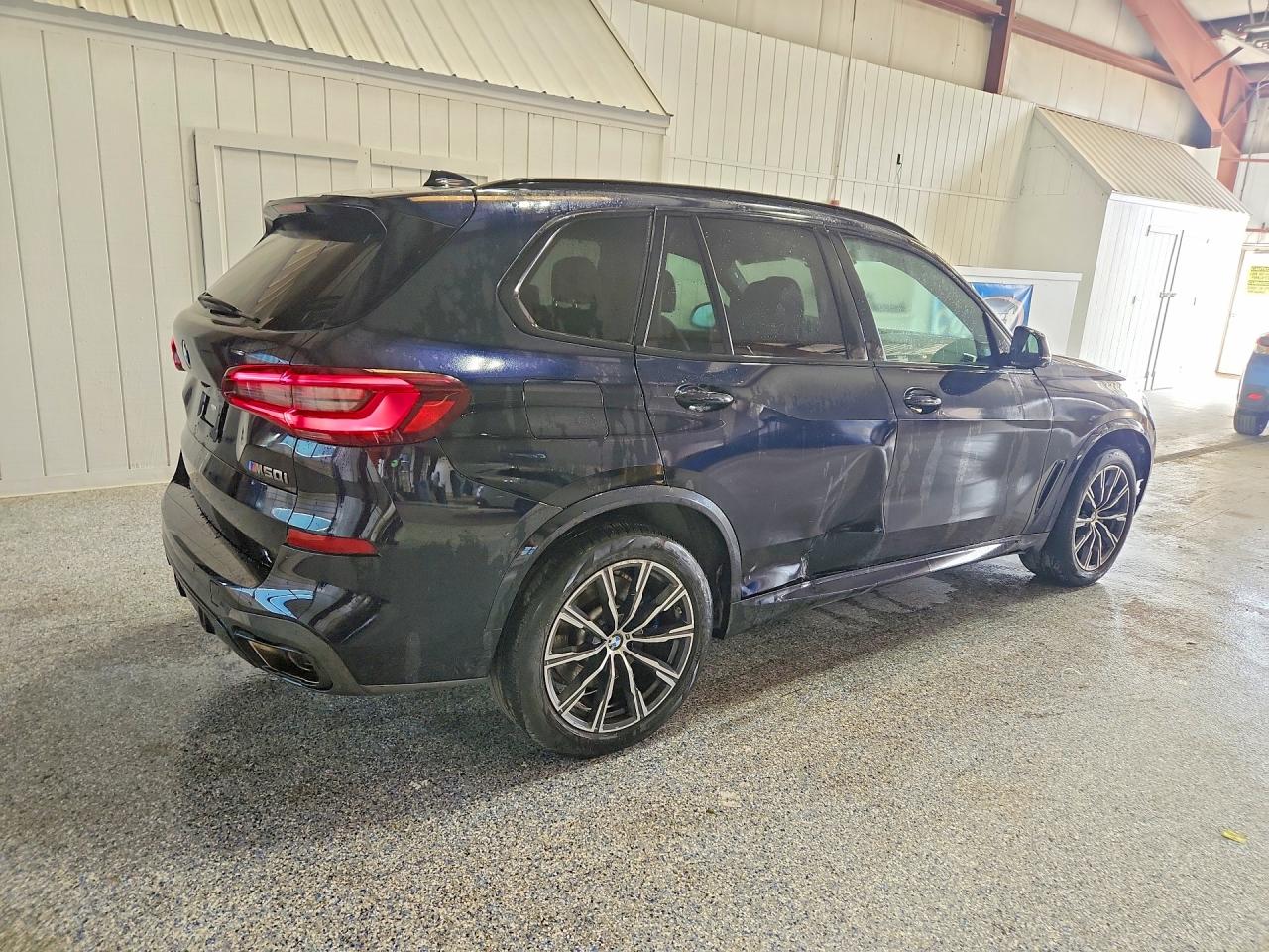 2023 BMW X5 M50i