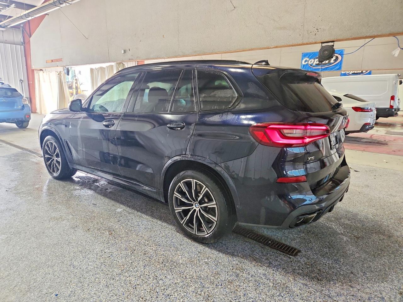 2023 BMW X5 M50i