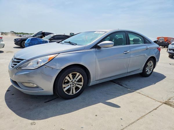 2013 HYUNDAI SONATA GLS/ GLS Popular
