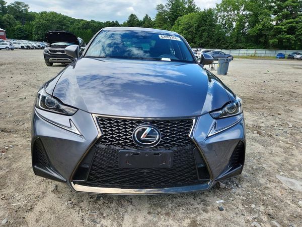 2019 LEXUS IS 300