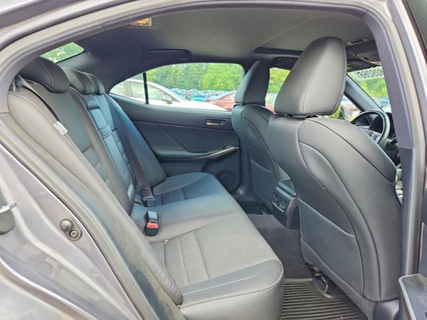 2019 LEXUS IS 300
