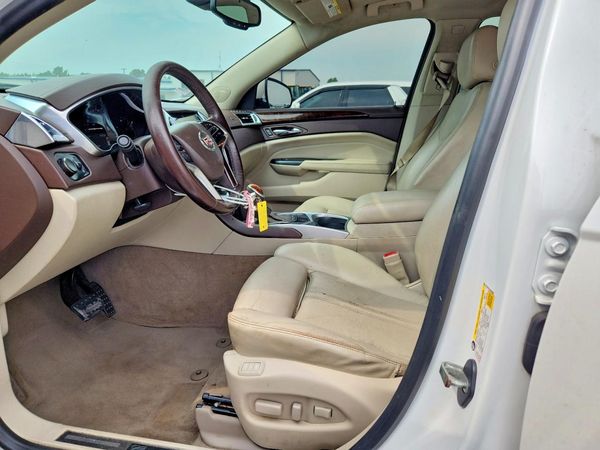 2014 CADILLAC SRX Luxury