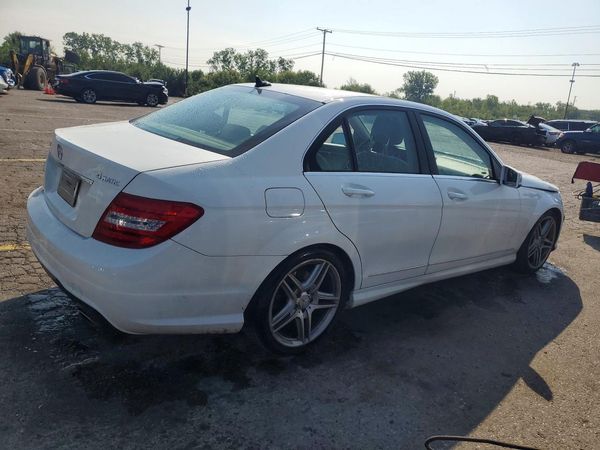2013 MERCEDES-BENZ C