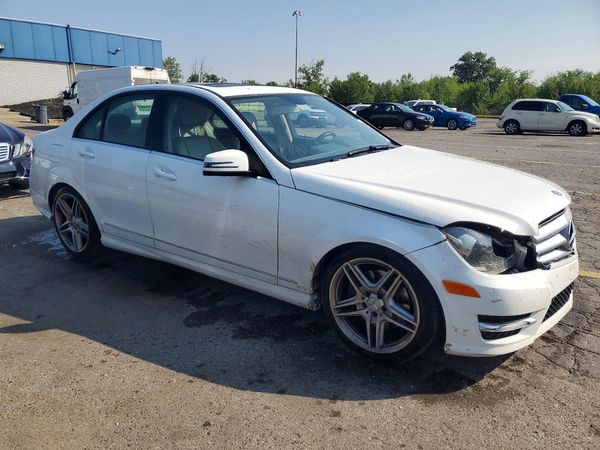 2013 MERCEDES-BENZ C