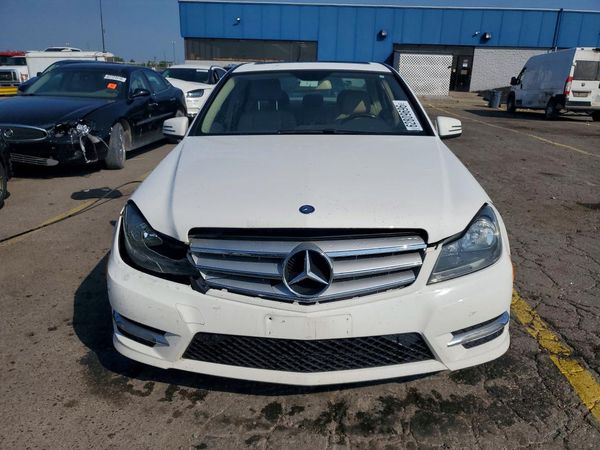 2013 MERCEDES-BENZ C