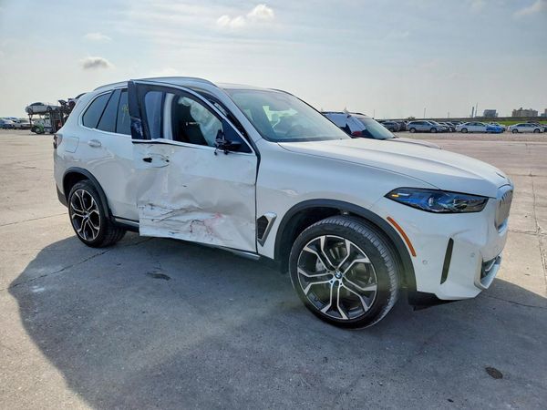 2026 BMW X5 sDrive40i